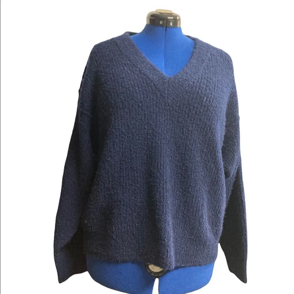 SCOOP, Navy Oversized Sweater, Size Small 4-6, V-Neck, Chunky,Style #R19-10206AR